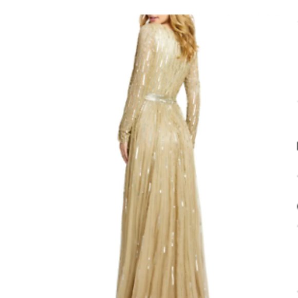 MAC DUGGAL LONG SLEEVE SEQUIN & BEAD STRIPE TAUPE GOWN sz 6 - Picture 5 of 6